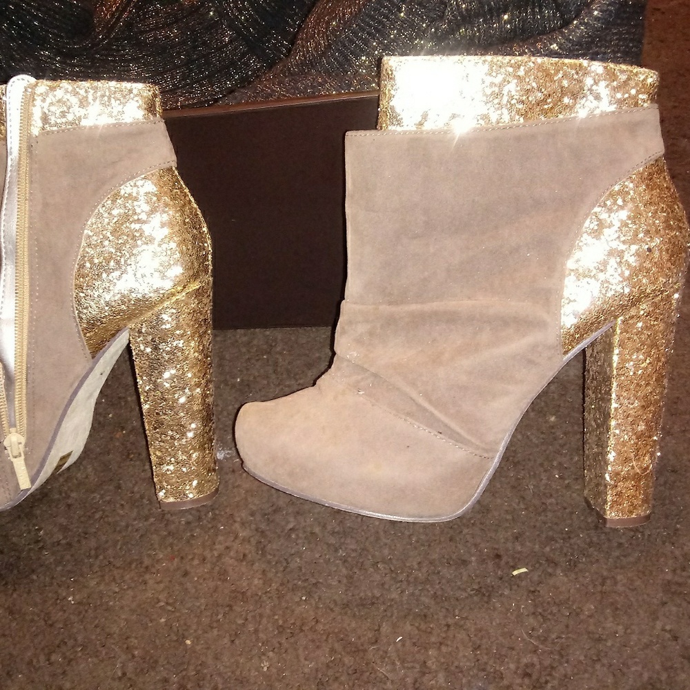 Gold/Brown Nude Off Da Hook Ankle Boots